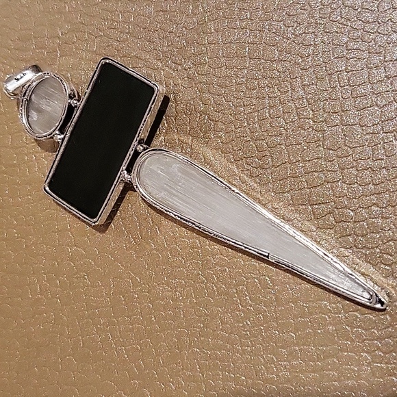 Gorgeous Selenite & Black Obsidian Pendant - Picture 7 of 7